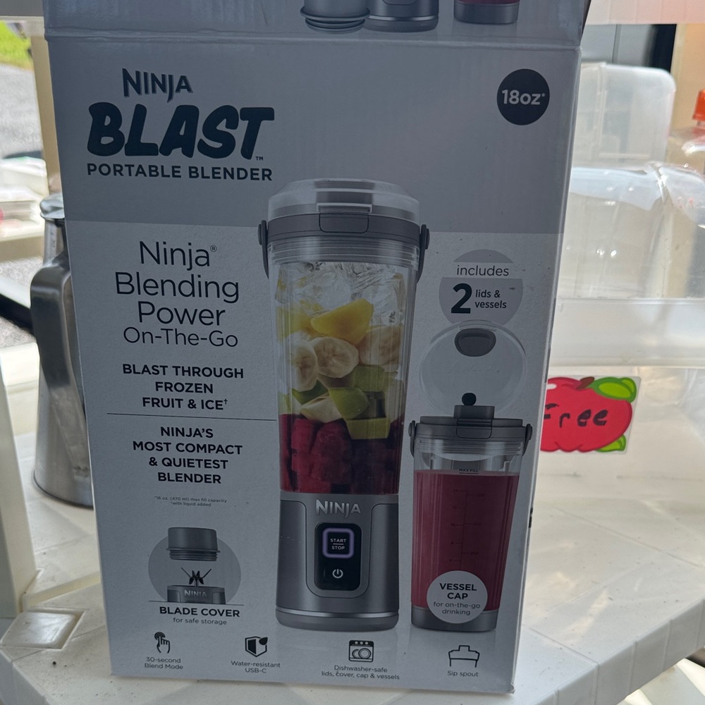 Ninja Blast Portable Blender with Silver and Black Accents